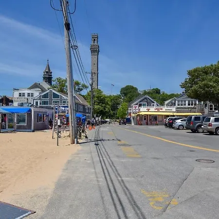 Appartamento Center Of Town Steps Away Private Deck Provincetown Esterno foto
